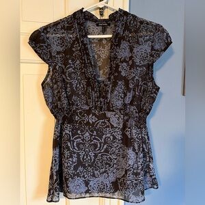 Daisy Fuentes 2 piece top